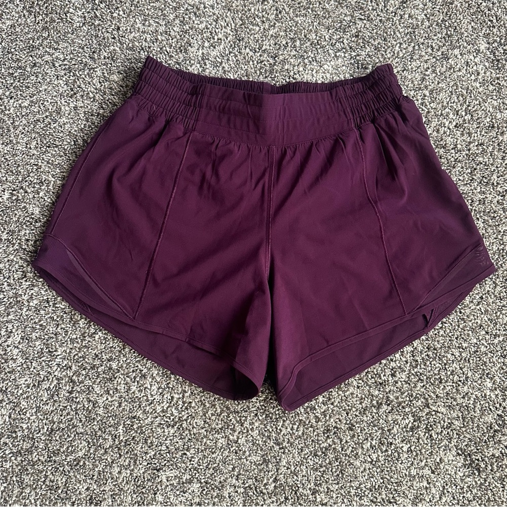 Lululemon Hotty Hot High-Rise Lined Short 4”
